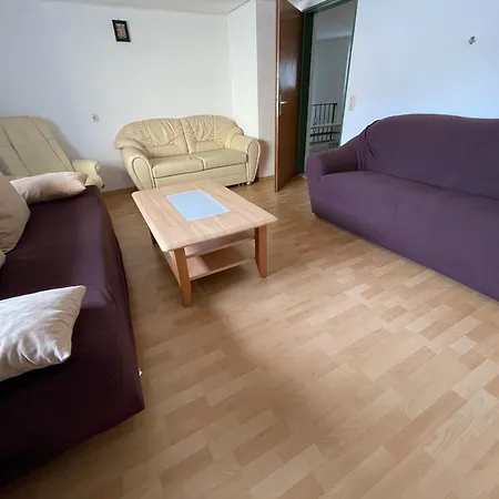 Apartment Eser *
